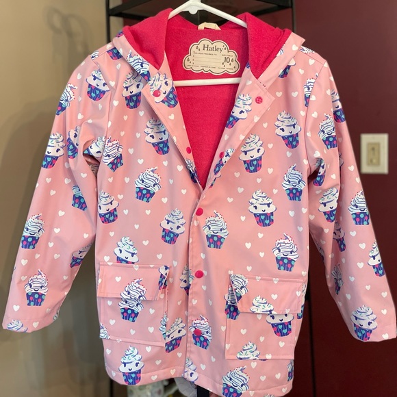Hatley Jackets & Coats Hatley Color Changing Cupcakes Raincoat Excellent Condition Poshmark